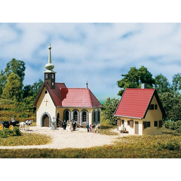 Auhagen 14461 Dorfkirche mit Pfarrhaus, N