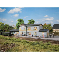 Auhagen 11329 Radeburg station, H0