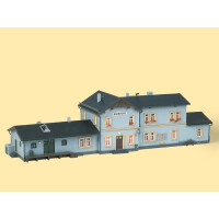 Auhagen 11329 Radeburg station, H0