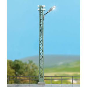 Busch 4151 Industrial Lattice-Mast Lamp, H0