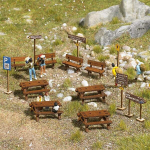 Busch 1484 Wald-Sitzgarnitur aus Echtholz, H0