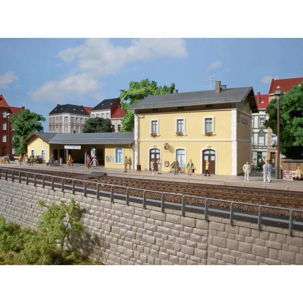 Auhagen 11369 Bahnhof Plottenstein, H0