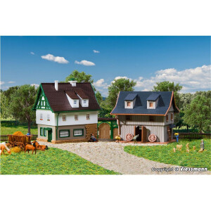 Vollmer 49540 Farm house with barn, Z