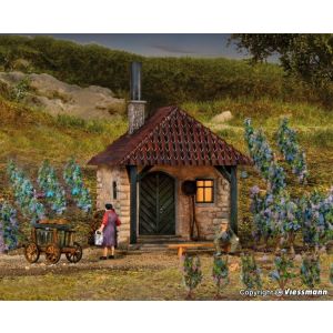Vollmer 45129 Vineyard House with vines (48 pieces), H0