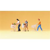 Preiser 10488 Shoppers pushing shopping carts, H0