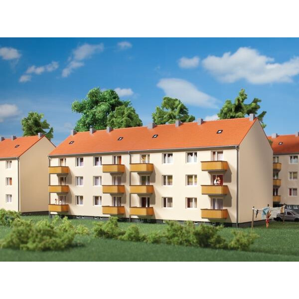 Auhagen 14472 Mehrfamilienhaus, N
