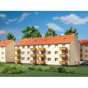 Auhagen 14472 Mehrfamilienhaus, N