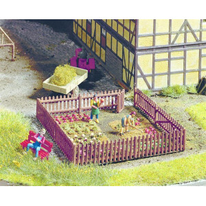 Noch 43070 Garden Fence, 28,0 in. / 71 cm long, TT