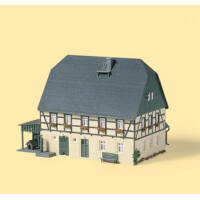 Auhagen 11359 Grande ferme avec grange et abri, H0