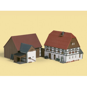 Auhagen 11350 Kleines Gehöft, H0