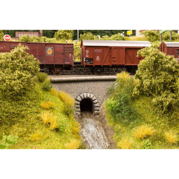 Noch 58296 Wasserdurchlass "Tunnel", handbemalt, H0