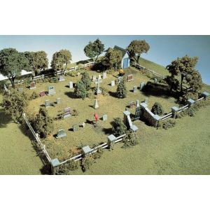 Woodland S131 Maple Leaf Cemetery - Mini-Scene, H0