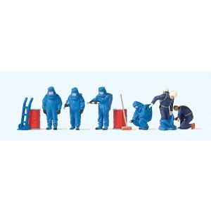 Preiser 10729 Fireman with blue chemical resistant suits, Accessories, H0