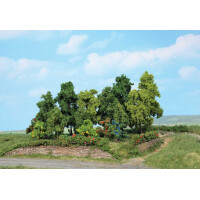 Heki 1996 Laubwald, 18 Büsche und Bäume 1-11 cm hoch, Z-TT