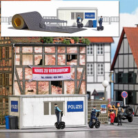 Busch 7868 Action Set: Polizeistation mit Segways, H0