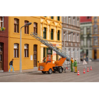 Auhagen 41656 Multicar M22 with rotating ladder, H0