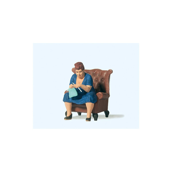 Preiser 45527 Strickende Frau im Sessel, G