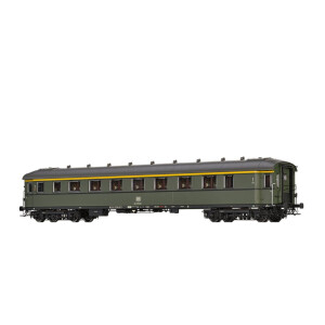 Brawa 46422 Schnellzugwagen A4üe-28/52 der DB,...