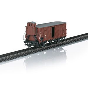 Märklin 48820 Gedeckter Güterwagen G 10 der DB, Epoche III, H0/AC~
