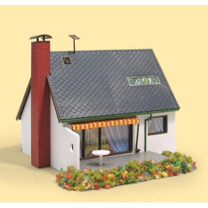 Auhagen 12246 House Carmen, H0/TT