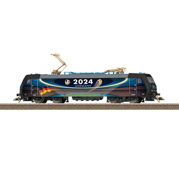 Trix 25368 E-Lok BR 185.2 Fußball-Lok " 2024 Germany", mit Sound, H0