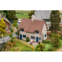 Faller 131322 Wohnhaus mit Strohdach, H0