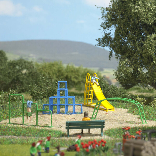Busch 79830 Action Set: Spielplatz, H0