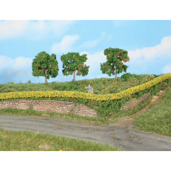 Heki 11805 2 flexible Forsythienhecken 7 x 7 mm, je 50 cm lang, N - H0
