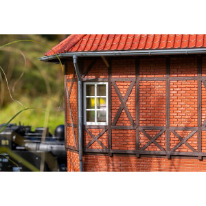 Pola 330861 Stellwerk mit Fachwerk, G