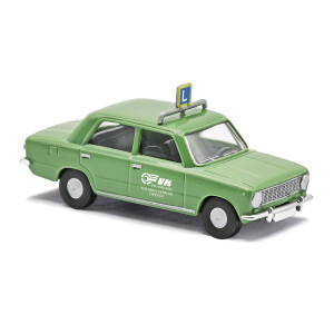 Busch 87010 Lada 1200, Fahrschule »Kraftverkehr...