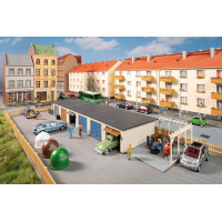 Auhagen 11484 Garagen mit Zubehör, H0