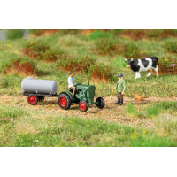 Auhagen 43697 Deutz-Schlepper F1M414 mit Anhänger, TT