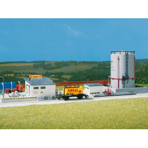 Auhagen 12264 Small tank farm with tall tank, H0/TT
