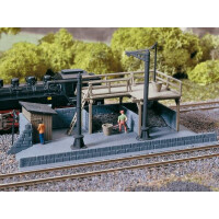 Auhagen 13291 Coal bunker with waterspout, TT