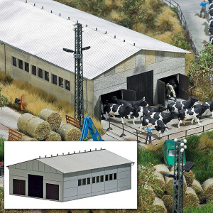 Busch 1410 Concrete cow barn, H0
